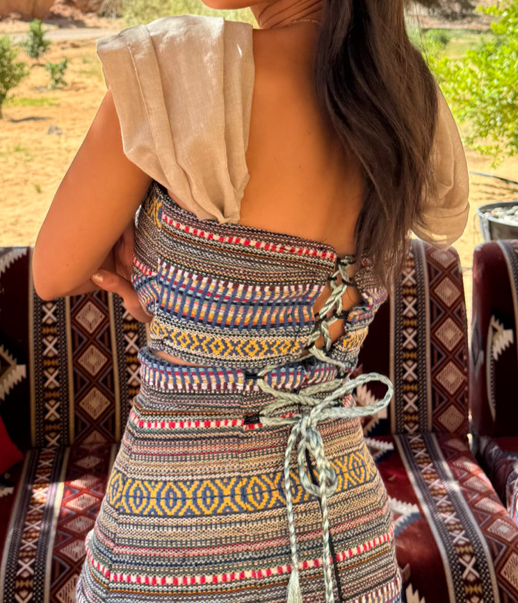 Soft authority bandeau